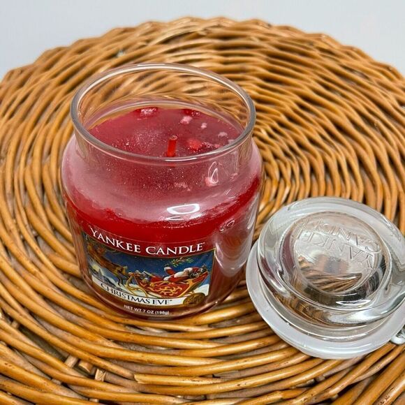 NEW Yankee Candle CHRISTMAS EVE Housewarmer Candles Glass Jar 14oz Retired - Picture 4 of 5